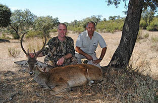 Thierry Loots, Fernando Rosa Dias et un cerf sélectif au Portugal