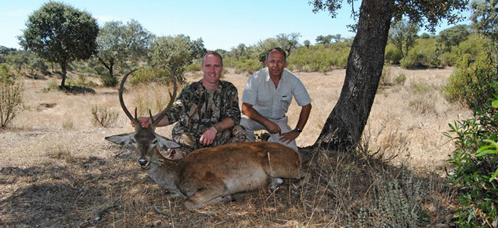 Thierry Loots, Fernando Rosa Dias et un cerf sélectif au Portugal